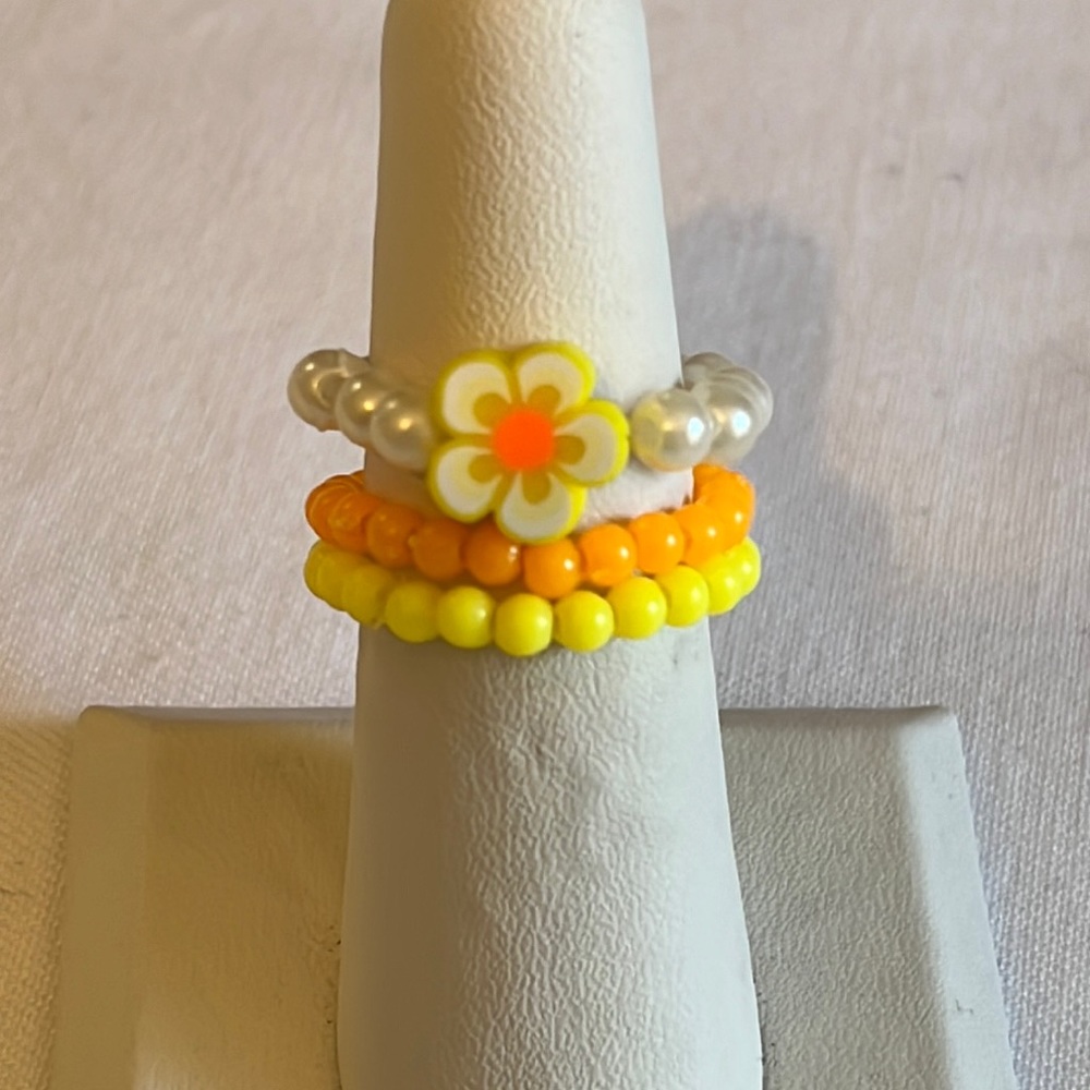 Handmade Yellow & Orange Flower Beaded Ring Set, Stretchy